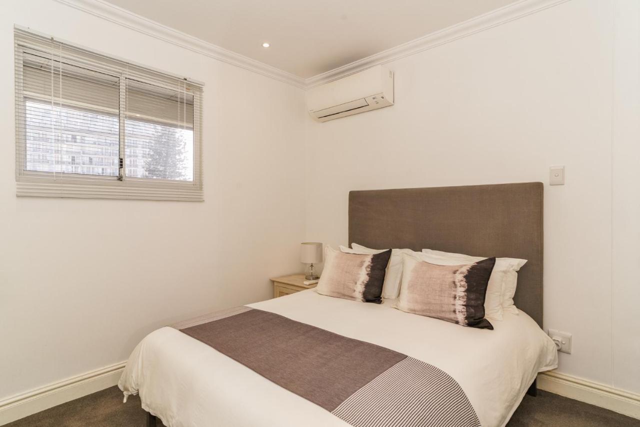 204 Oyster Rock - By Stay In Umhlanga Durban Kültér fotó